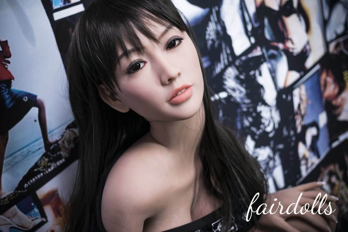 4'7" (140cm) H-Cup Sexdolls - Imani (YL Doll)
