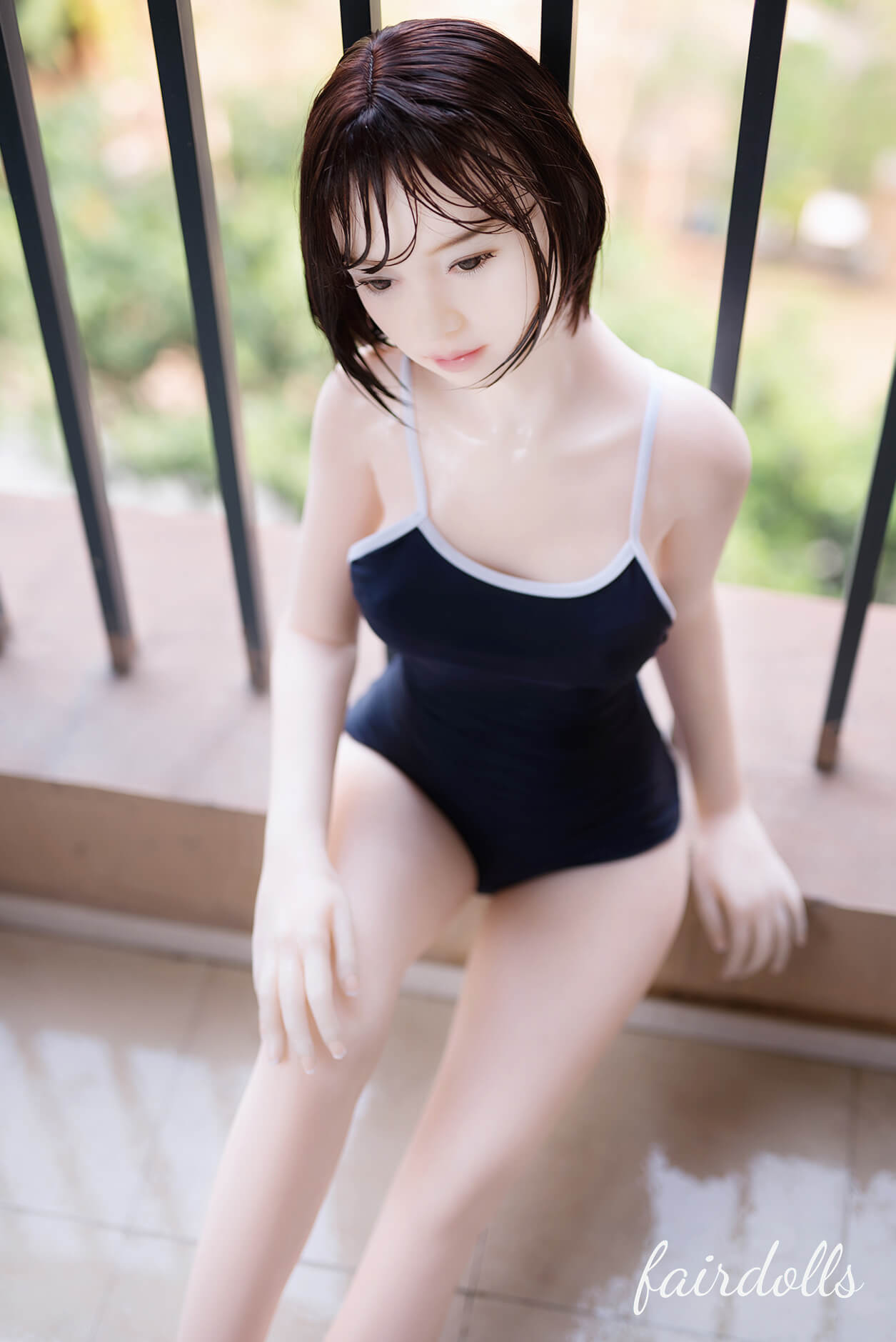 4'11" (150cm) B-Cup Innocent Girl - Brittany (6YE Doll)